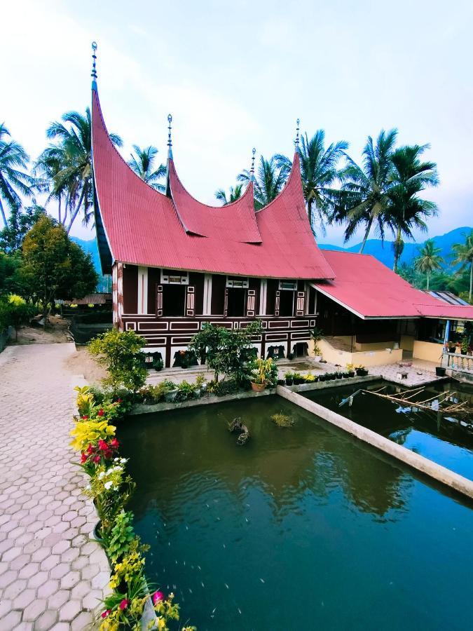 Rumah Gadang Tokama, Simarasok Baso Экстерьер фото